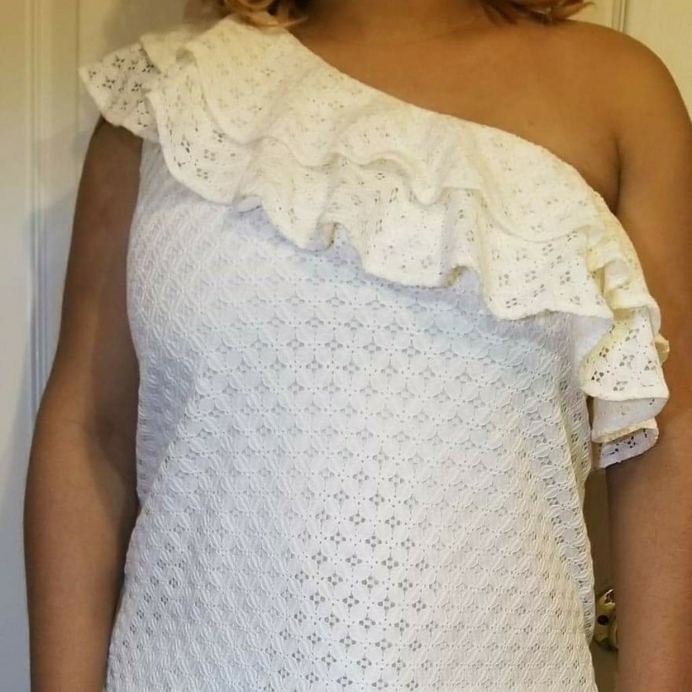 Banana Republic Ruffled One Shoulder Top - Picture 7 of 8